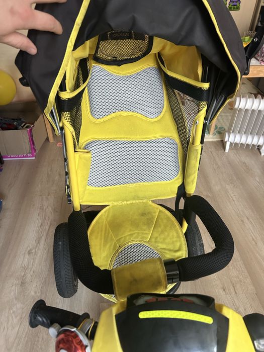 Велосипед дитячий триколісний з батьківською ручкою