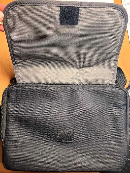 Leitor CD/DVD portátil Sony + Case Logic 7-9" DVD