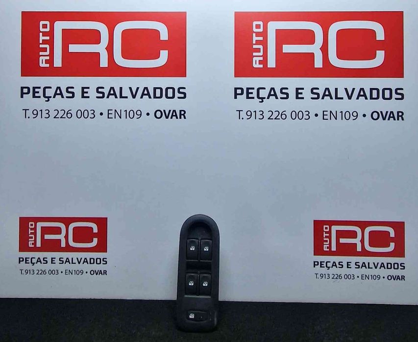 Comando / Botão / Interruptor Vidros Frente Esquerdo 8200356541 - RENAULT CLIO III