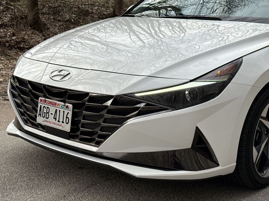 Hyundai Elantra 2021