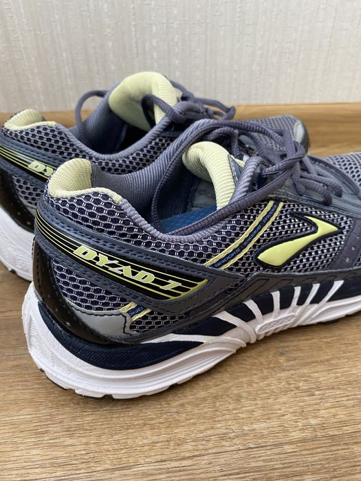Кросівки Brooks Dyad 7 (26 см)