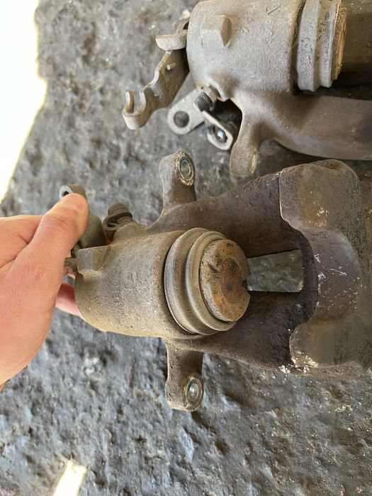 Продам супорта джетта гольф