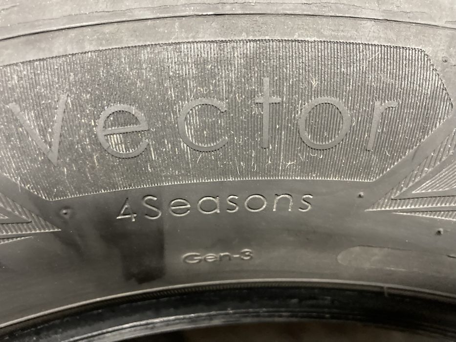 Opony Całoroczne Good Year 215/60/17 2szt.DOT.4922 Wysyłka/Montaż