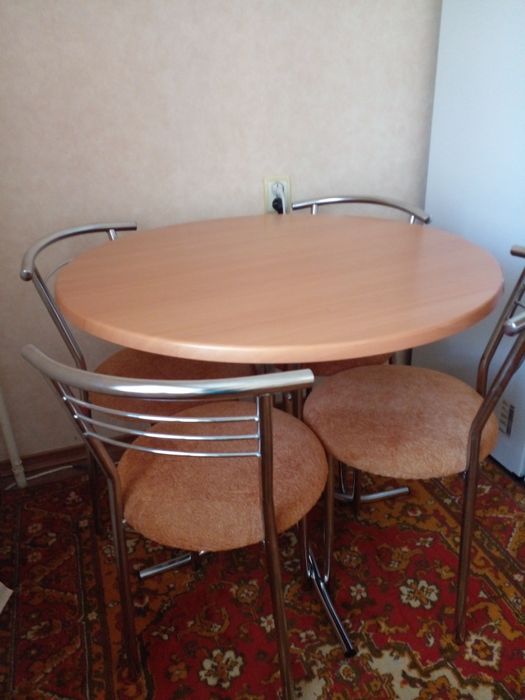 Продаються кухонні меблі