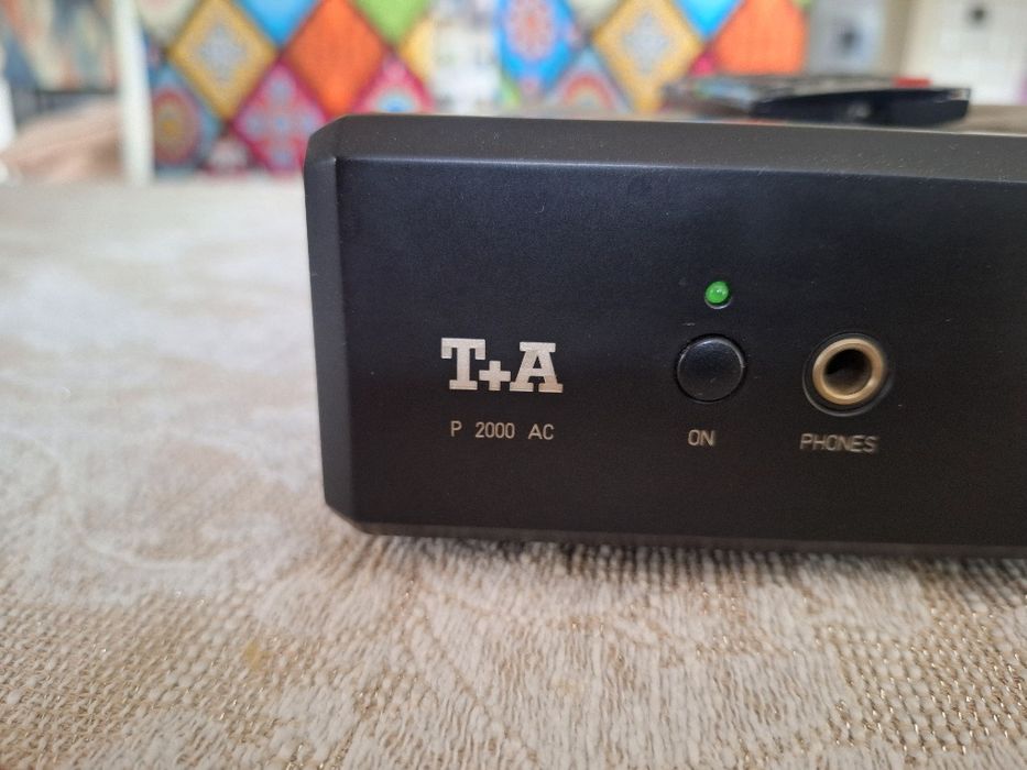 Preamp przedwzmacniacz T A T÷A P 2000 AC