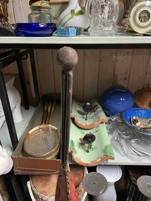 Skórzana wyszywana lampa stojąca Marokańska