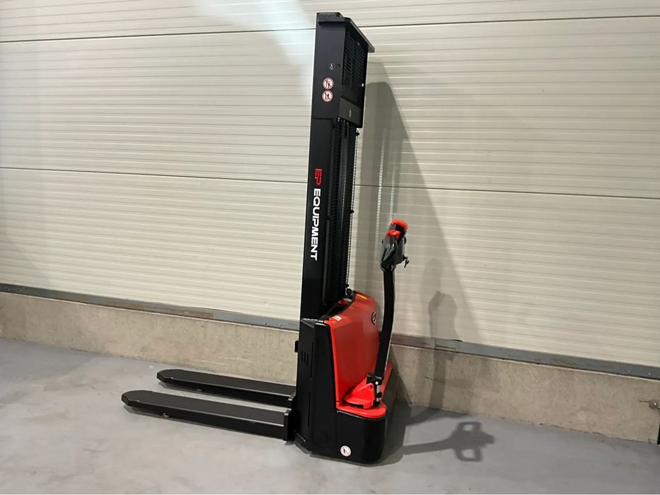 Empilhador / Porta Paletes / Stacker EP 1500kg  ,Elev. 3,60 MT  , Bat.Litio , Novo 2890€+IVA