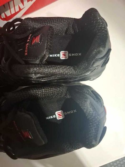 Nike Shox/ TL 38