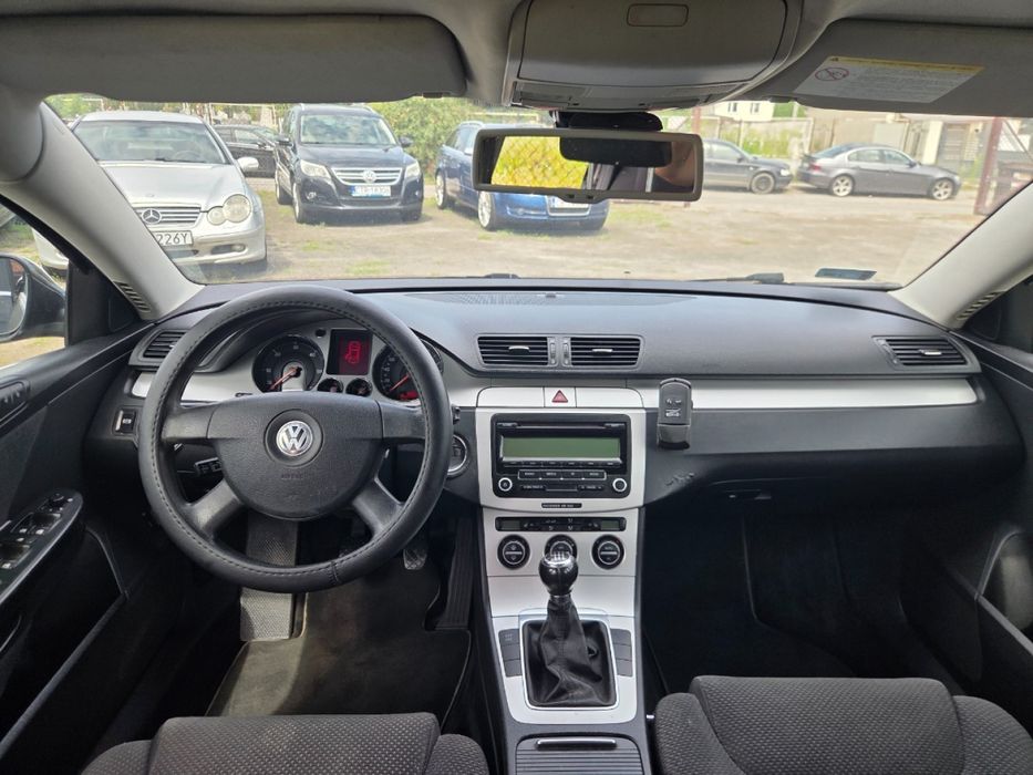 Volkswagen Passat b6 2009r 2,0 diesel * Klimatyzacja Hak Elektryka *