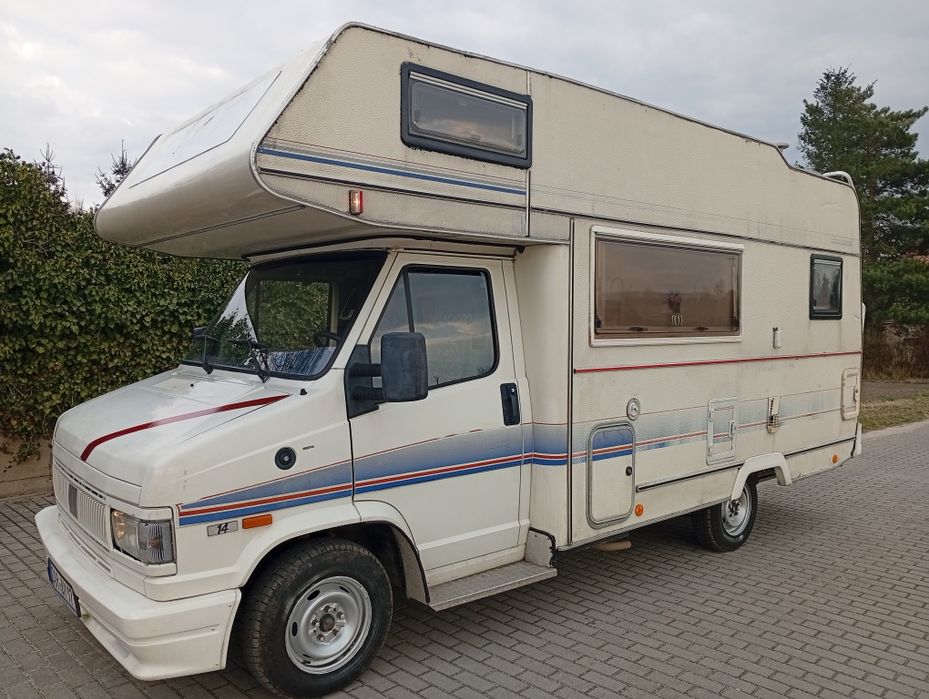 Fiat Ducato Kamper 6-osobowy,2.5 diesel ,woda,gaz,WC,markiza.