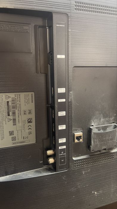 Samsung UE43AU7192U Uszkodzony