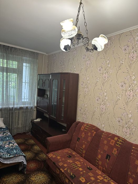 ‼️ВІЛЬНА ‼️1к. р-н Урожаю, Р-н Військового санаторію ‼️ВІЛЬНА Центр 1зупинка, 2+2 місця 1поверх ВЛАСНИЦЯ. Все поруч !