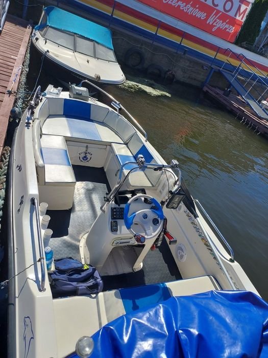 Łódź Motorówka Łódka wędkarska turystyczna 4.30m silnik 50 koni