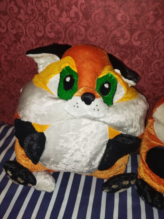 Подушки декоративные.Пара.