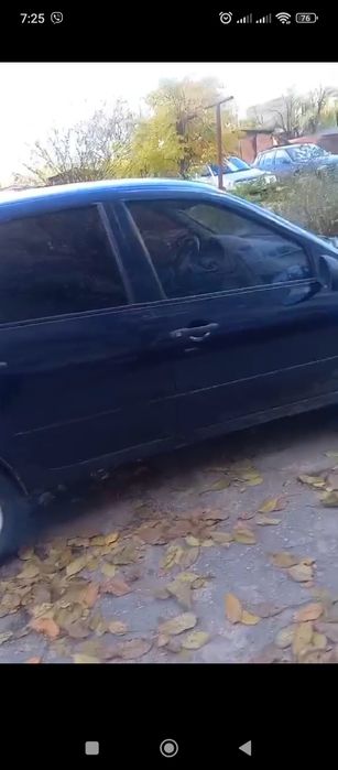 Автомобіль Лада Калина