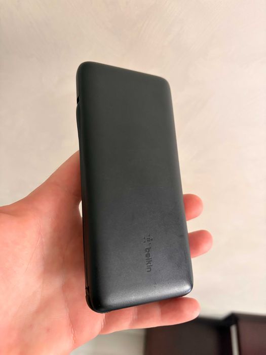 Павербанк Belkin 10000mAh 23W USB-C + Lightning