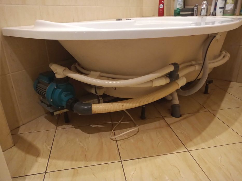 Wanna z hydromasażem