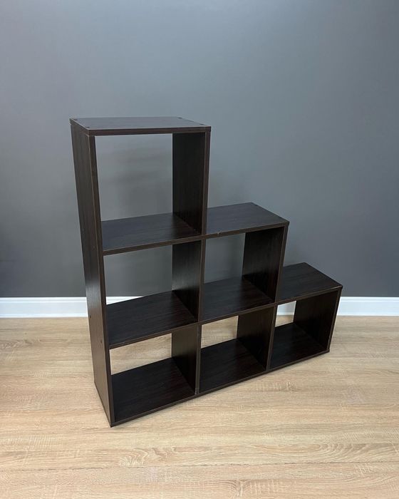 Полиця / стелаж / етажерка