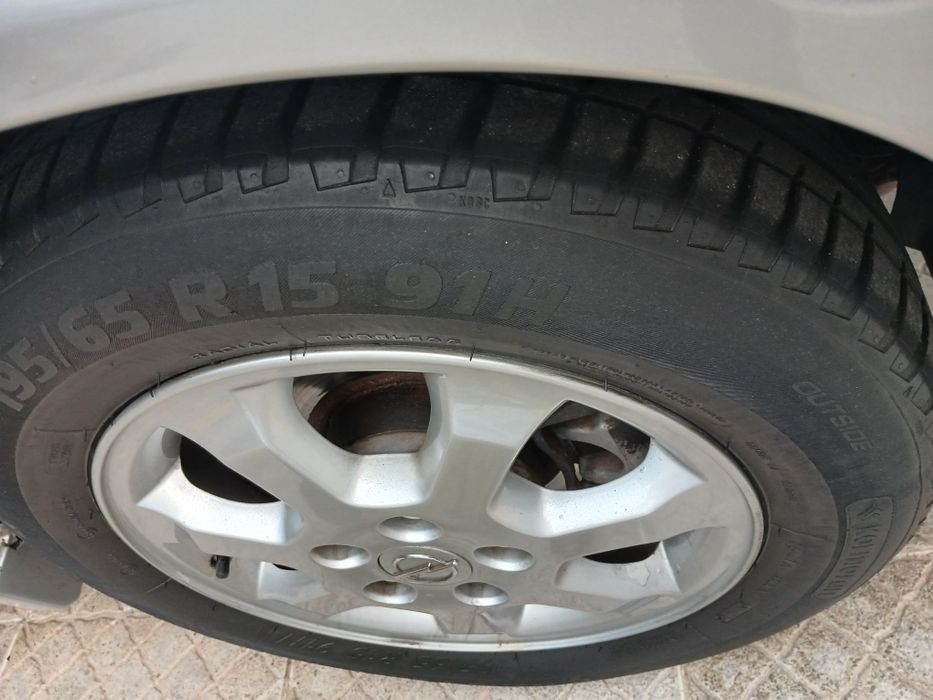 Opel zafira  carrinha a Gasoleo TD 2004  prata
