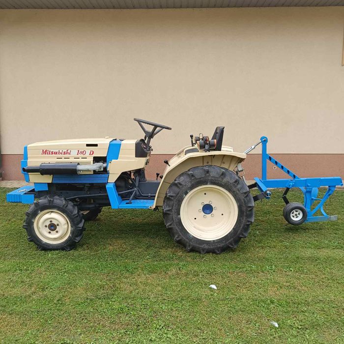 Mini traktorek ogrodowy 4x4 mitsubishi mt 180 d
