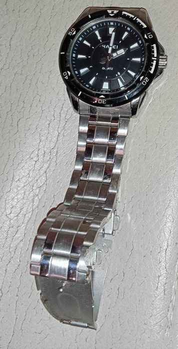 Relógios ( HALEI & MEGIR )