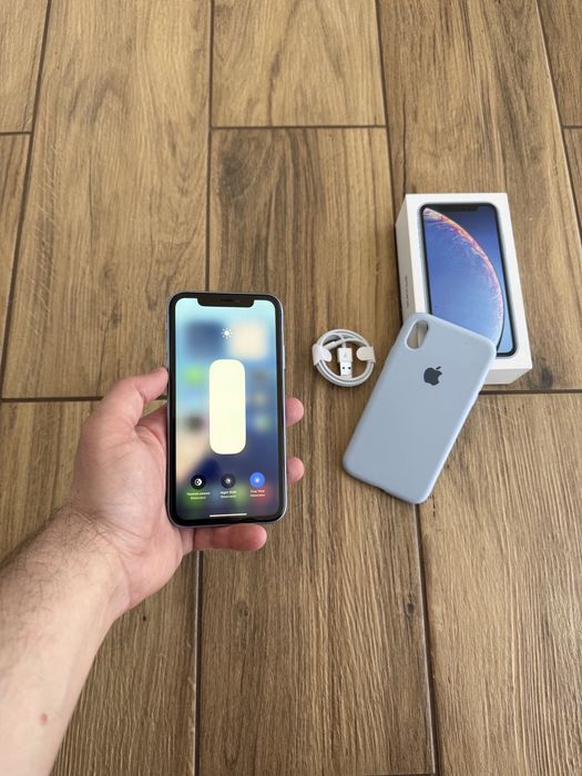 Iphone XR 128 gb , АКБ 93%
