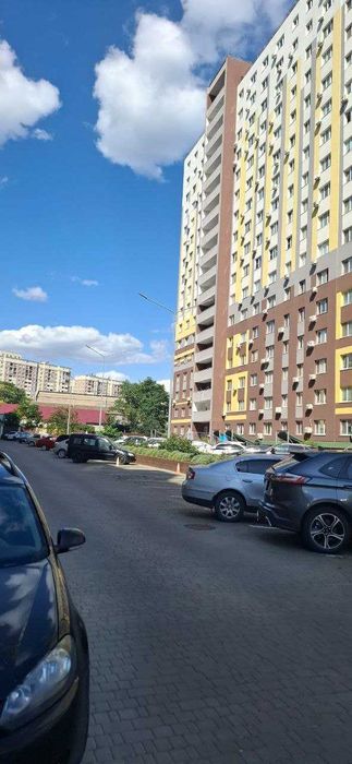 Продам 1 кімнатну квартиру в новому будинку в 10 хвил. від центра міста