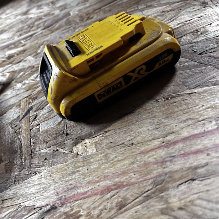Akumulator dewalt