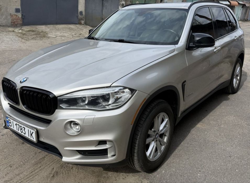 BMW X5 2015 года