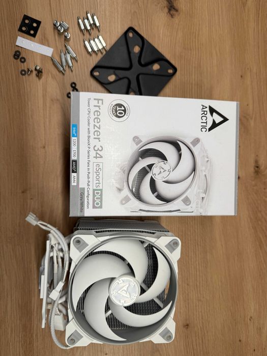 Кулер Arctic Freezer 34 eSports DUO White