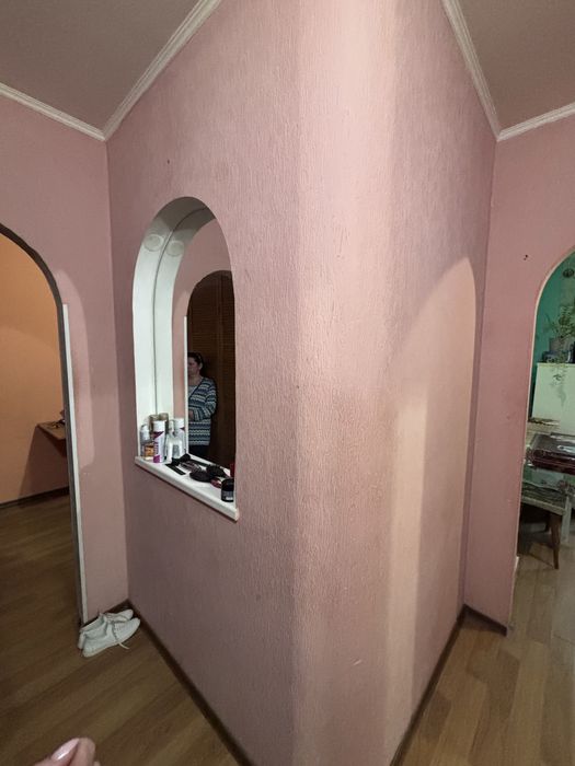 Продам 1ккв по вул. Незалежності 2/9поверх!