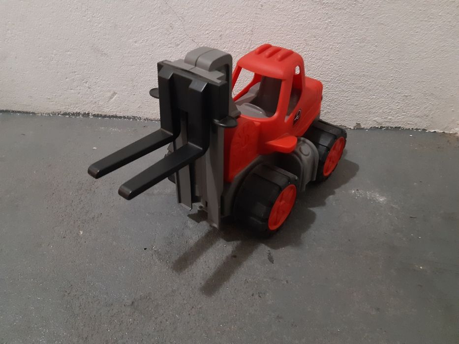 Empilhadora de brincar