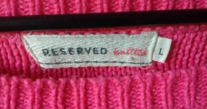 Swetr Reserved r.L