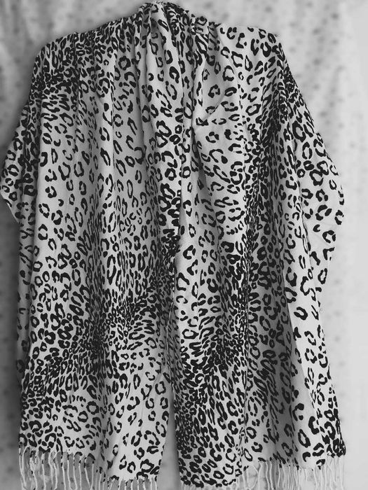 Зимовий Шарф-Палантин "Білий Барс" (185х64 см).