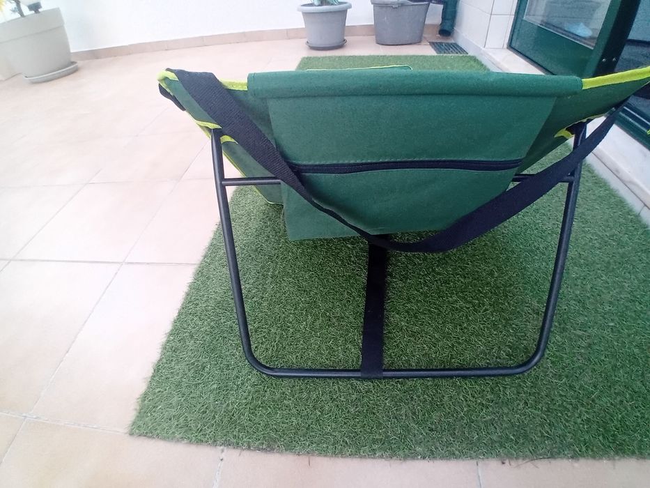 4 Espreguiçadeiras / Esteiras de Praia, Piscina e Campismo – Como Novas 35 eur