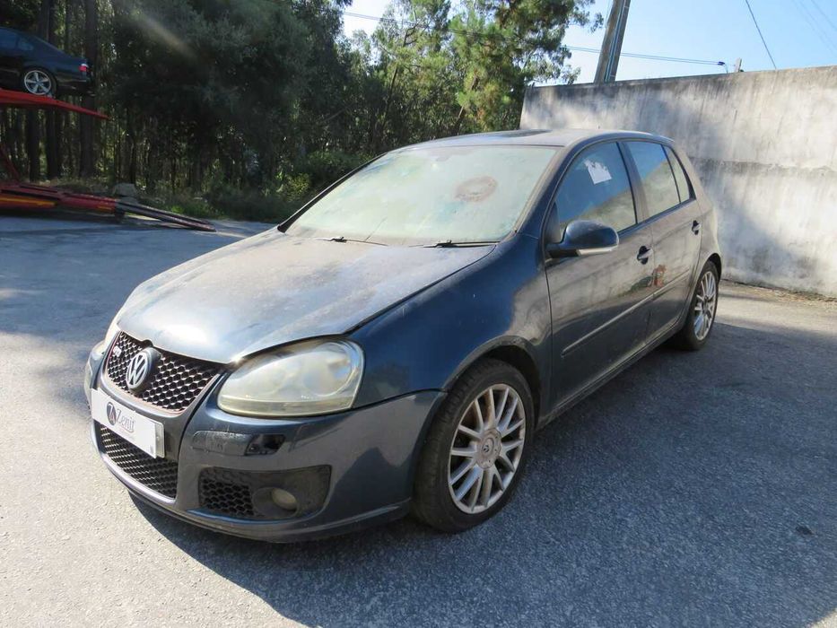 Volkswagen Golf V 2.0TDI de 2007 - Peças Usadas