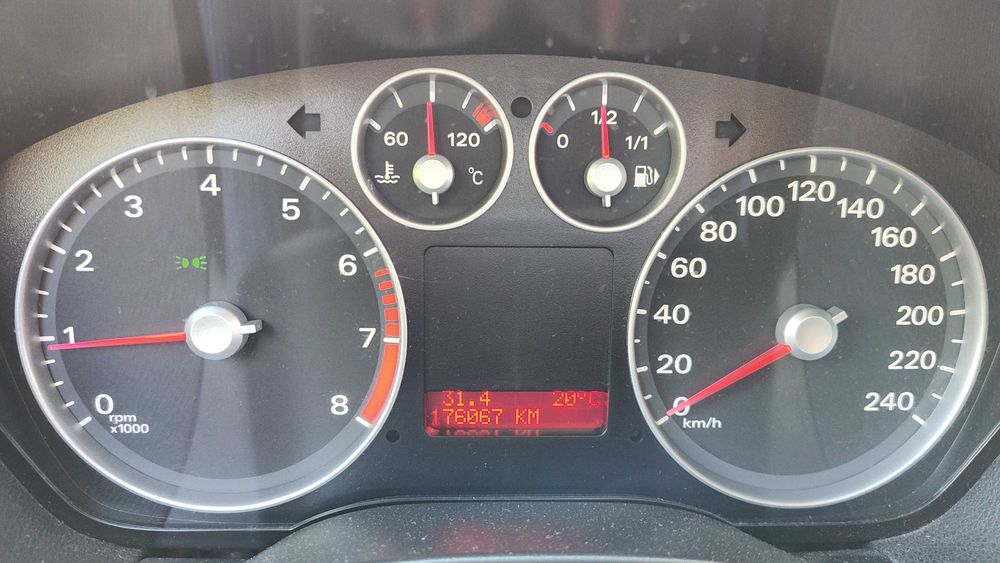 Samochód Ford C-Max