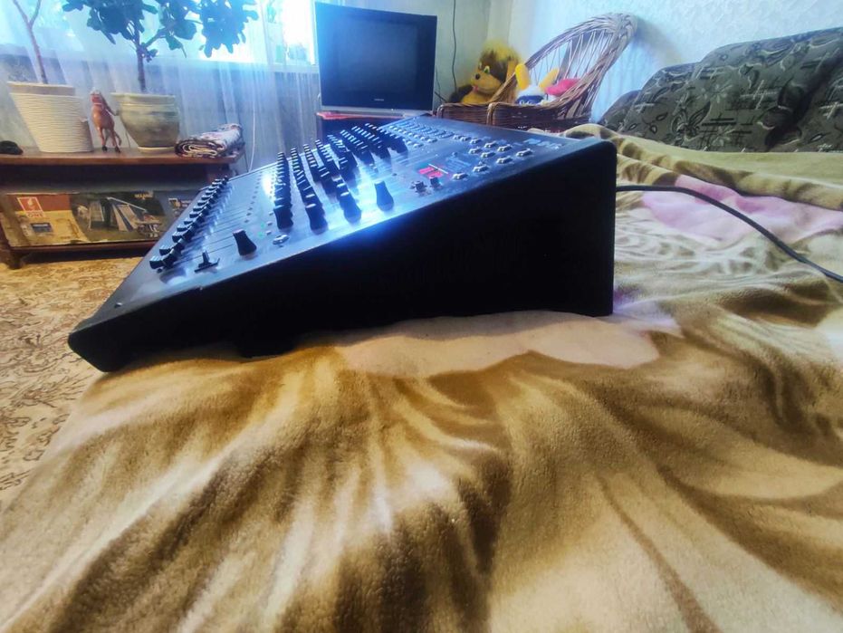 ykr5han様　オーダー専用ページ♪ Активний мікшерний пульт zeck pd 8-12 ( Made in Germany ): 40 500