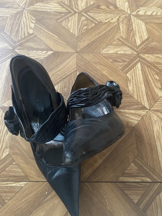 Туфлі човники шкіряні 37 розмір