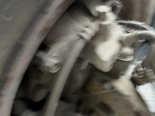 Pinça travão / maxila de travão frente direita MITSUBISHI Canter (FB7,