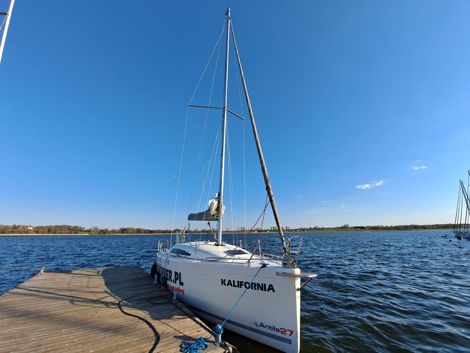 Wynajem czarter jachtu ANTILA 27 3 kab. SEZON 2026