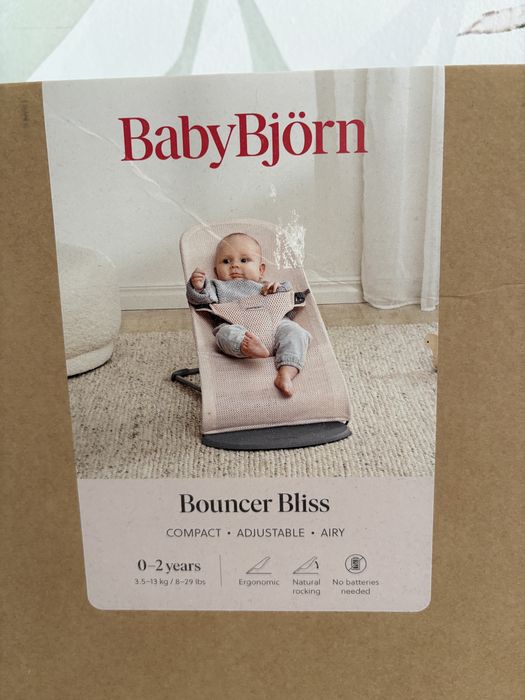 Leżaczek bujaczek babybjorn pearly pink mesh