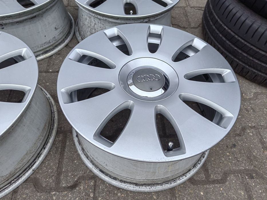 16" Audi A4 B5 B6 B7 8E0 Małysz Z kapslami S-Line VW Sharan Golf Gti Caddy Touran  Skoda Octavia Superb Eos OEM ORYGINAŁ Audi NR74