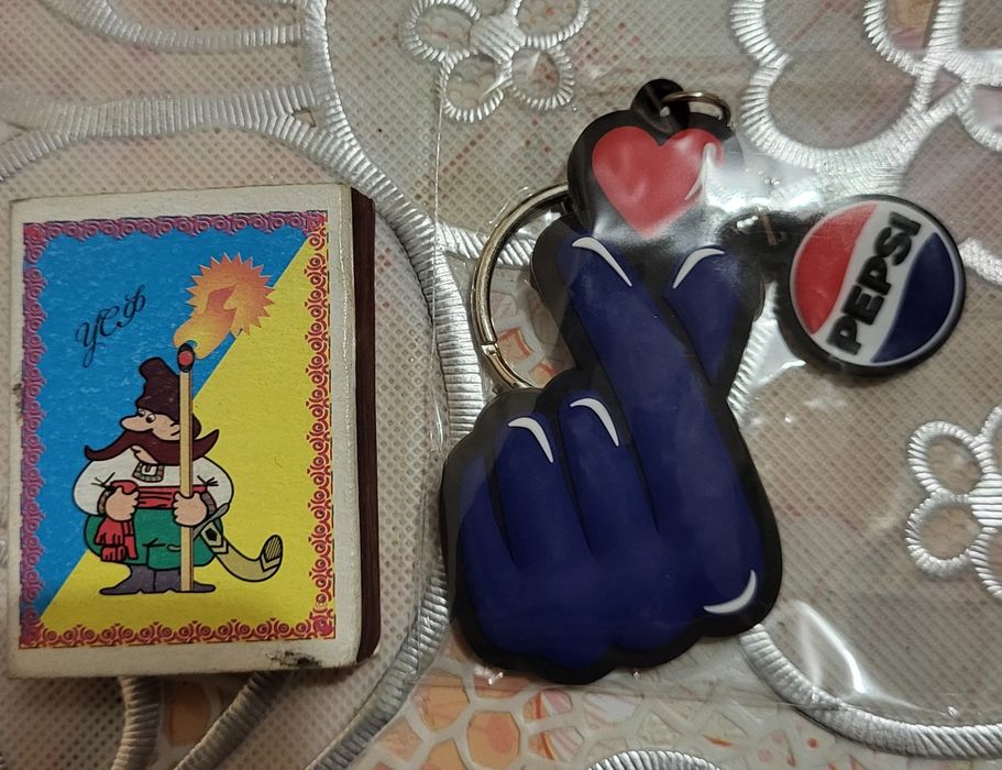 Брелок  Pepsi 2D