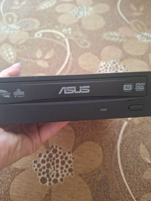 DVD/CD драйвер Asus