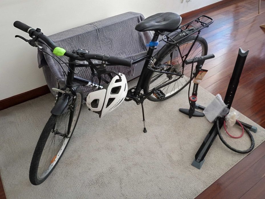 Bicleta BTWin Riverside 100 c/ acessorios