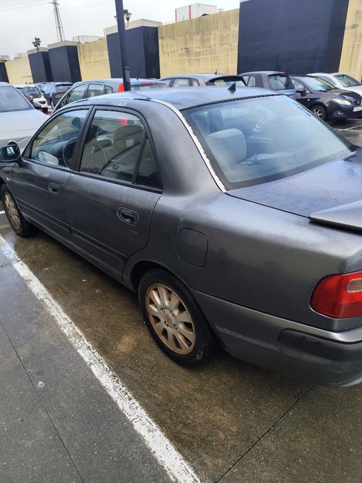 Mitsubishi carisma 1.3