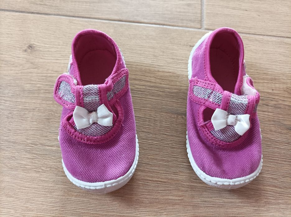 Buty dla dziewczynki