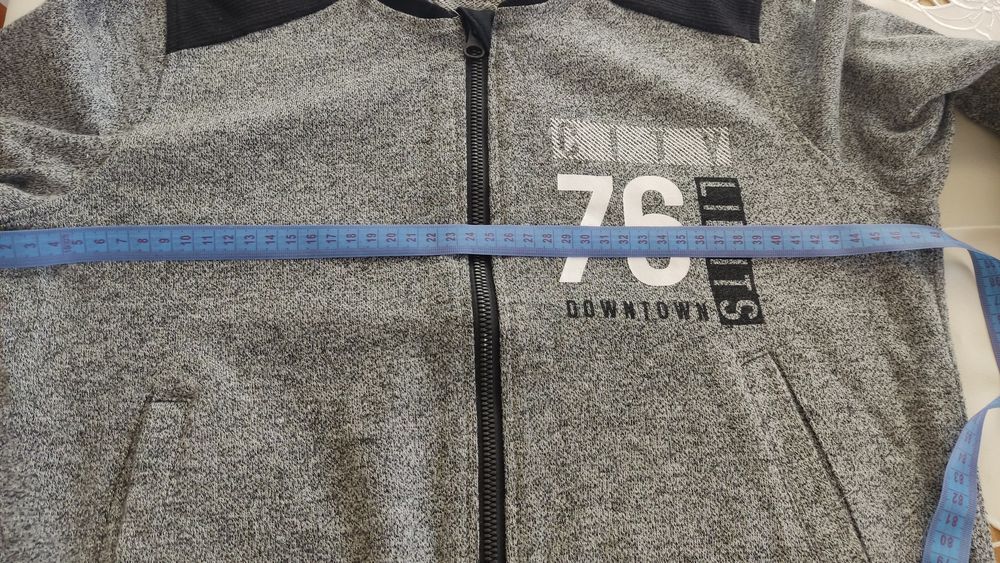 Bluza chłopięca rozm. 146/152