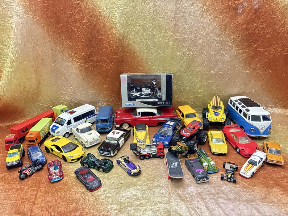 Дитячі машинки*модельки*в хорошому стані*Hot-wheels,KinsMart,Welly,